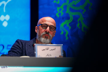 نشست پرسش و پاسخ فیلم سینمایی «شمال از جنوب غربی» برگزار شد