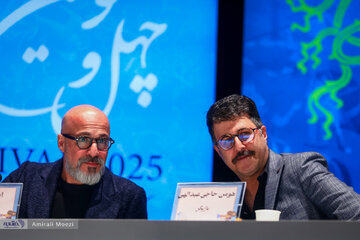 نشست پرسش و پاسخ فیلم سینمایی «شمال از جنوب غربی» برگزار شد