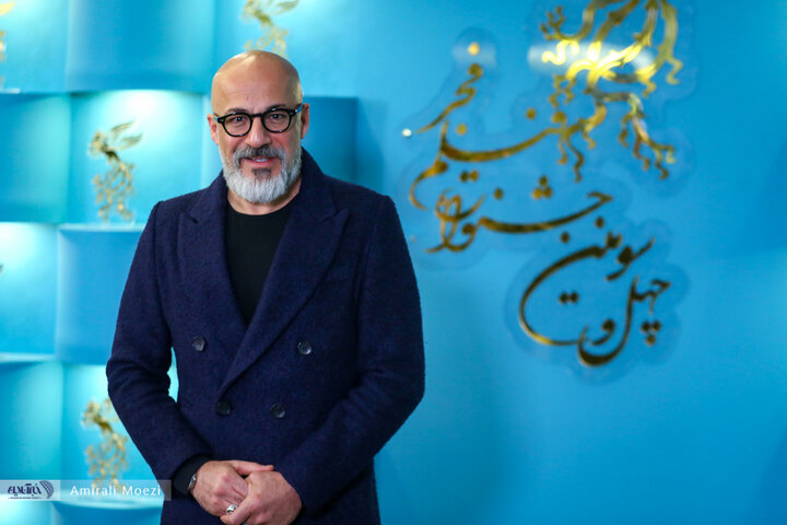 فوتوکال فیلم شمال از جنوب غربی به کارگردانی حمید زرگرنژاد