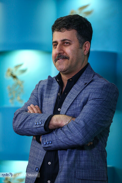 فوتوکال فیلم شمال از جنوب غربی به کارگردانی حمید زرگرنژاد
