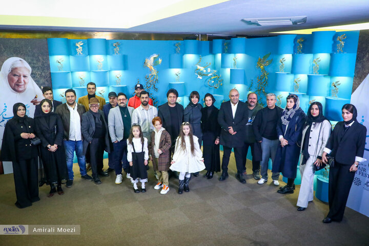 استایل جذاب سارا بهرامی و آناهیتا افشار در فتوکال فیلم«خاتی»