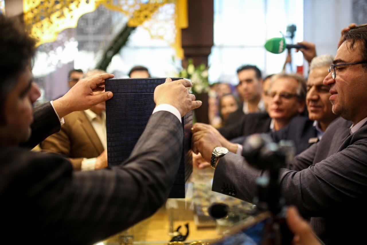 نمایش شکوه اثر ثبت ملی «پل سفید» اهواز در شانزدهمین نمایشگاه بینالمللی طلا و جواهر تهران