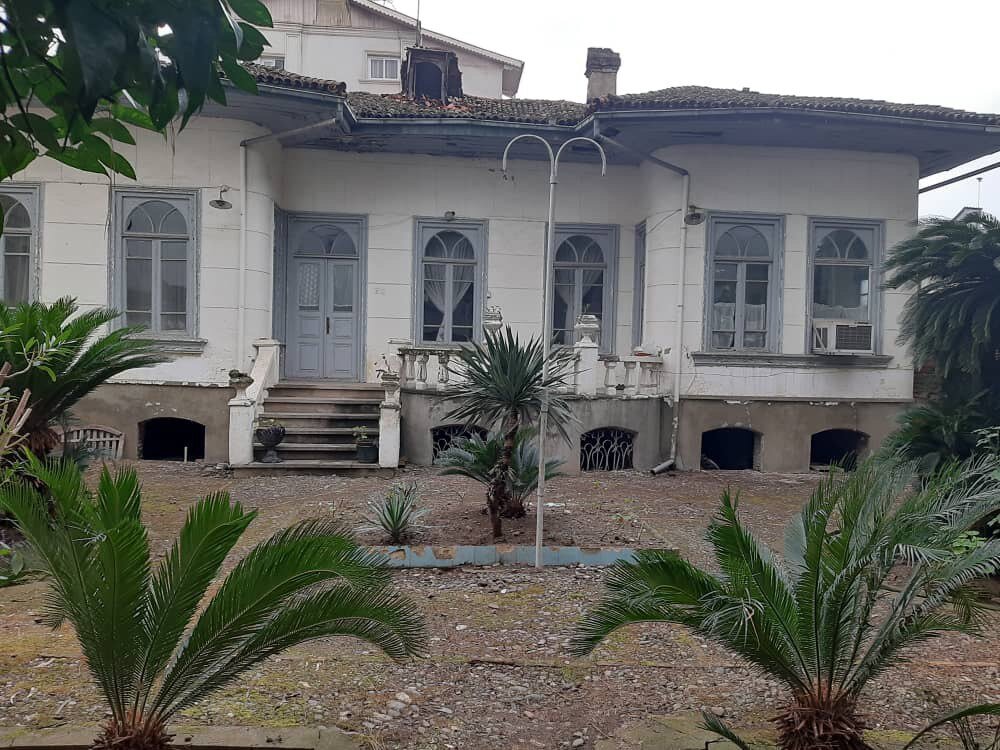 خانه نبیزاده را نجات دهید!