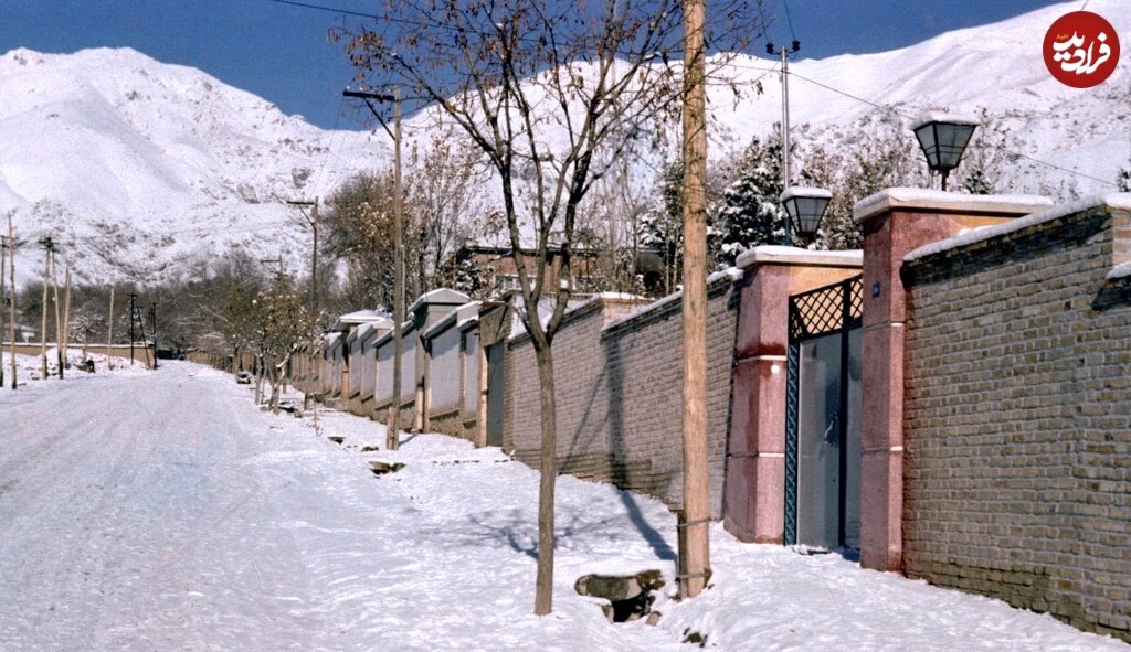 عکس | خانههای ویلایی خیابان نیاوران در زمستان سال ۱۳۳۹