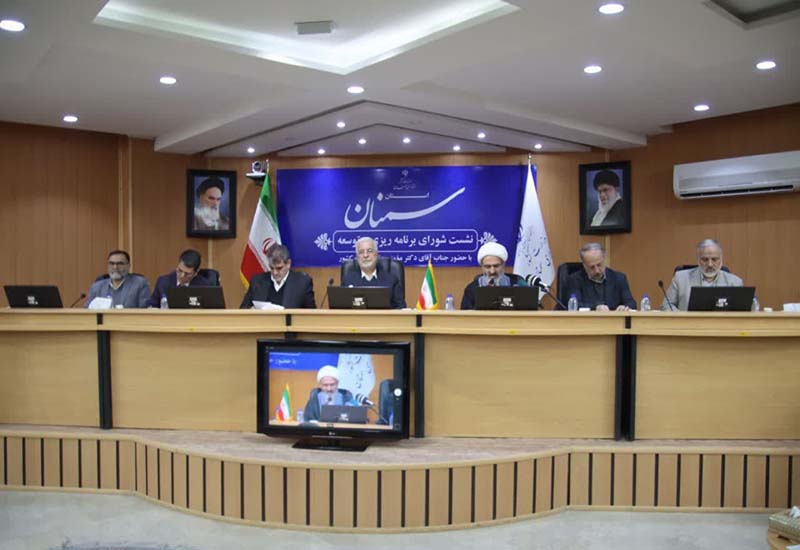 آغاز عملیات اجرایی ۵ نیروگاه خورشیدی ، افتتاح یک هزار و ۳۸۸ واحد مسکن و ۲۶۹ طرح شهرداریها و دهیاریهای استان سمنان