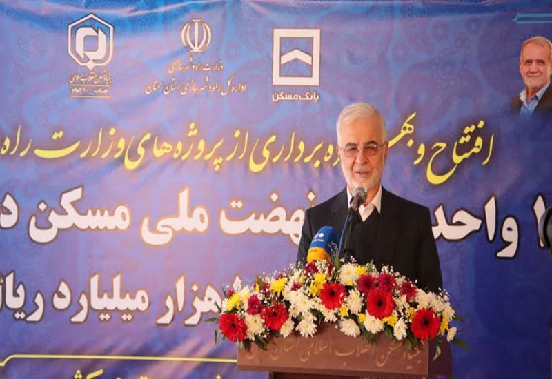 آغاز عملیات اجرایی ۵ نیروگاه خورشیدی ، افتتاح یک هزار و ۳۸۸ واحد مسکن و ۲۶۹ طرح شهرداریها و دهیاریهای استان سمنان