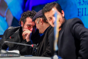 نشست خبری فیلم بازی را بکش