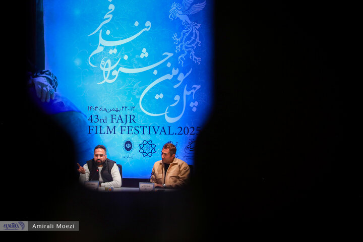 نشست پرسش و پاسخ فیلم «تاکسیدرمی» برگزار شد