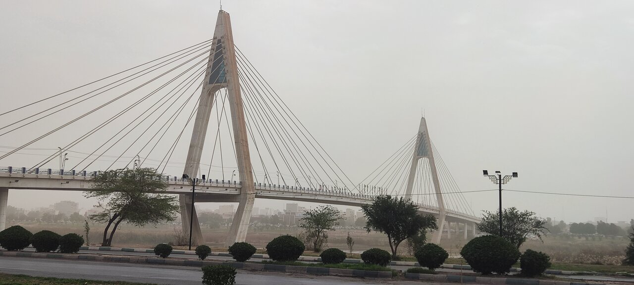 اینجا اهواز است به وقت آلودگی گرد و غبار و سرما