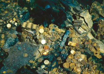 تنها یک نفر در جهان آدرس گنج «کشتی طلا» را میداند/ کسی که محل گنج ۲۱ تن طلا را به کسی نمیدهد تنها یک نفر در جهان آدرس گنج «کشتی طلا» را میداند/ کسی که محل گنج ۲۱ تن طلا را به کسی نمیدهد