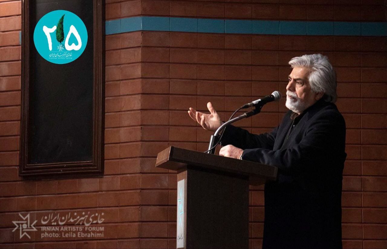 رسالت آدمهایی چون غریبپور تکثیر زیبایی است / جلوهگری شمعهای کیک ۲۵ سالگی «خانه هنرمندان ایران»