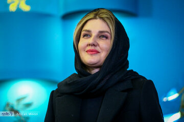 گلوریا هاردی همسر ساعد سهیلی و صبا سهیلی خواهر ساعد سهیلی هم در فوتوکال حضور داشتند