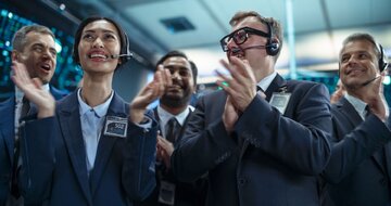 تمام پول دنیا اینجاست / همسایه ایران در فهرست پولسازترین شرکتها تمام پول دنیا اینجاست / همسایه ایران در فهرست پولسازترین شرکتها