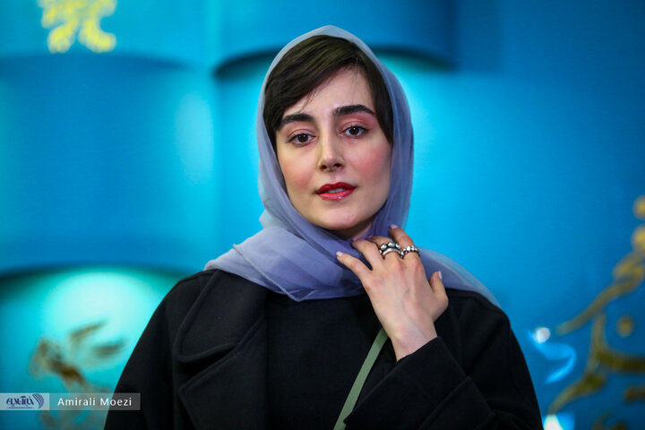 گلوریا هاردی همسر ساعد سهیلی و صبا سهیلی خواهر ساعد سهیلی هم در فوتوکال حضور داشتند