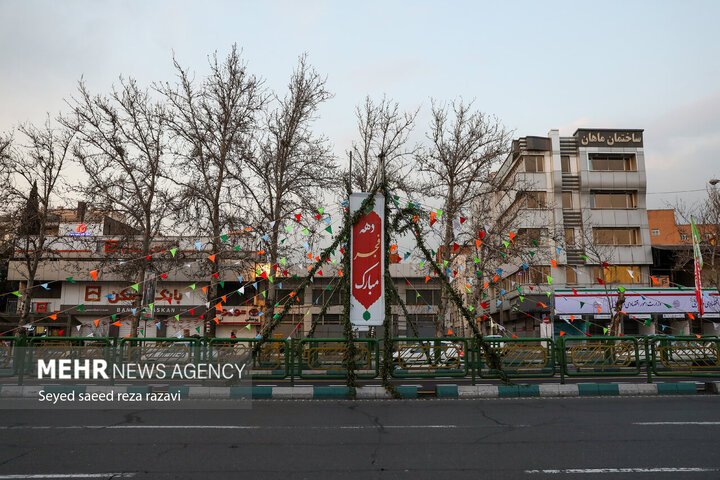 آماده‌سازی شهر تهران برای جشن انقلاب