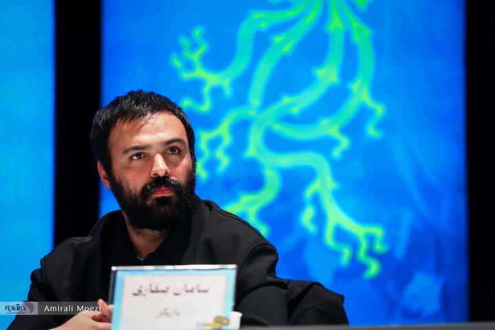فوتوکال و نشست خبری «گوزن‌های اتوبان»