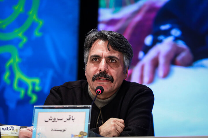 فوتوکال و نشست خبری «گوزن‌های اتوبان»