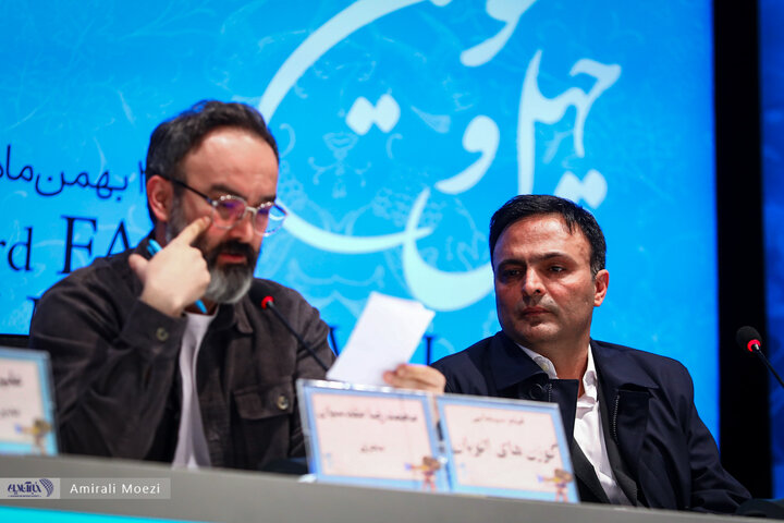 فوتوکال و نشست خبری «گوزن‌های اتوبان»