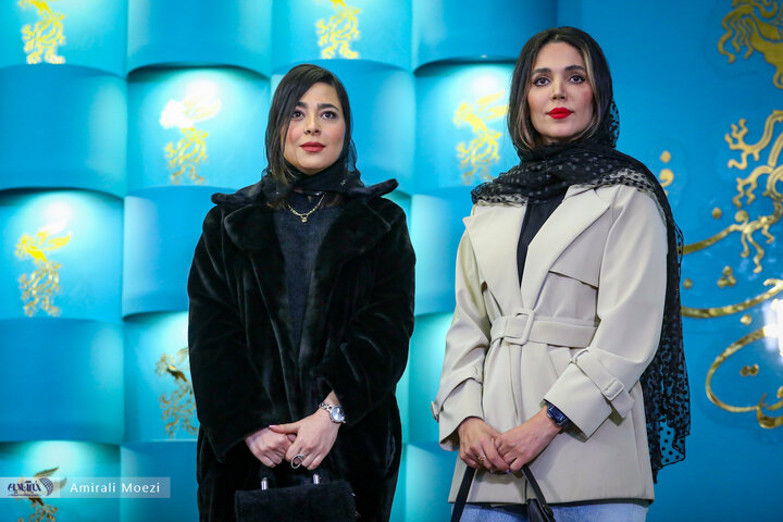 فوتوکال و نشست خبری «گوزن‌های اتوبان»