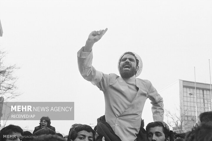 عکسهای اسوشیتدپرس از بهمن ۵۷