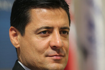 علیرضا فغانی: 5 سال است مهاجرت کردم اما هنوز در جهان به عنوان داور ایرانی شناخته میشوم / اکثر عیدها در مسابقات مشغول داوری بودم