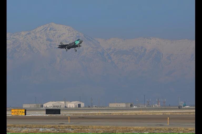 عکس | هیولای جنگندهها متولد شد