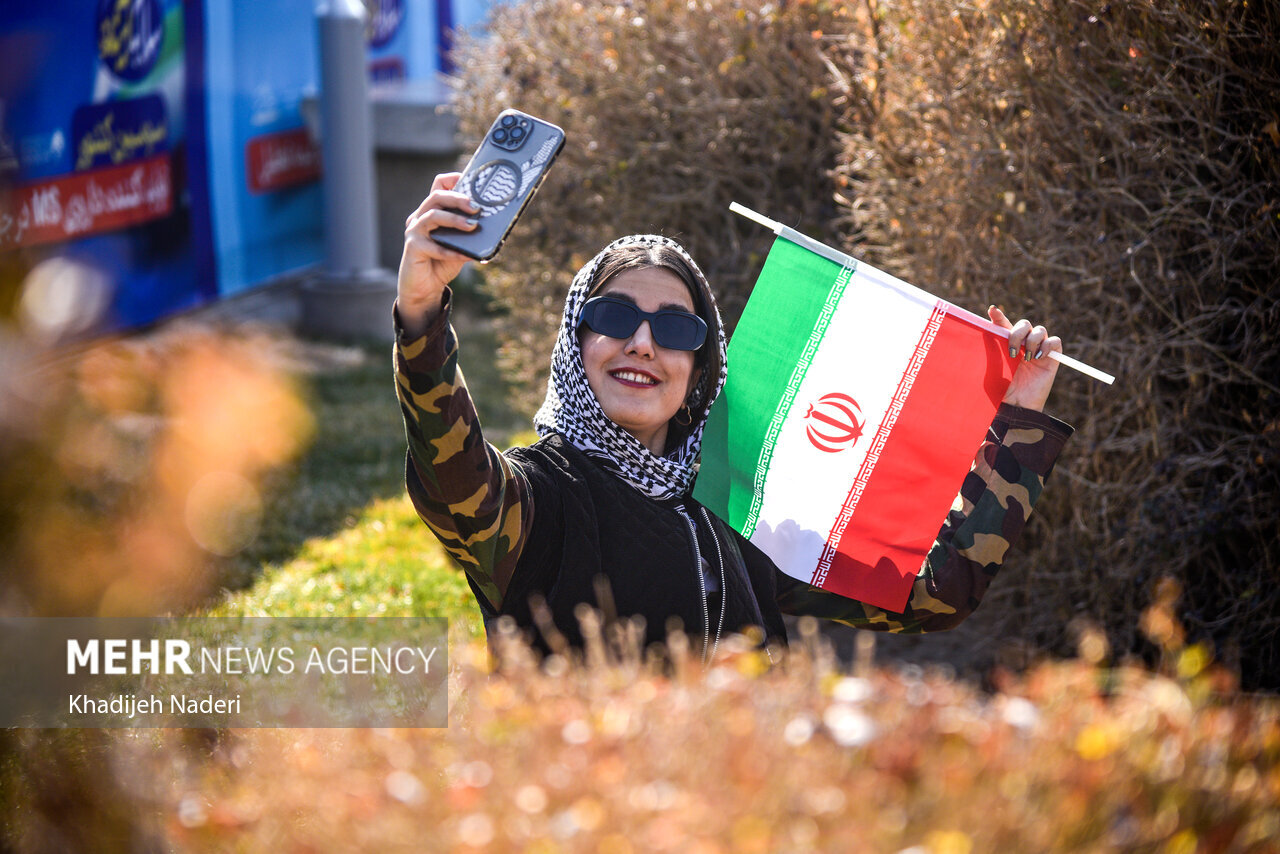 نوستالژی برف و سرما و روزهای انقلاب/ ۲۲ بهمنی که هر سال بهار میشود