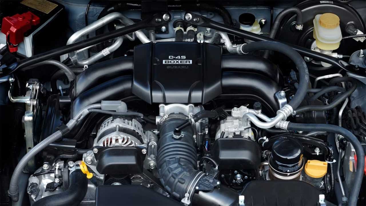 پیشرانههای تخت بهتر هستند یا خطی؟