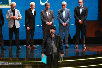 قاب هایی تماشایی از اختتامیه جشنواره فیلم فجر