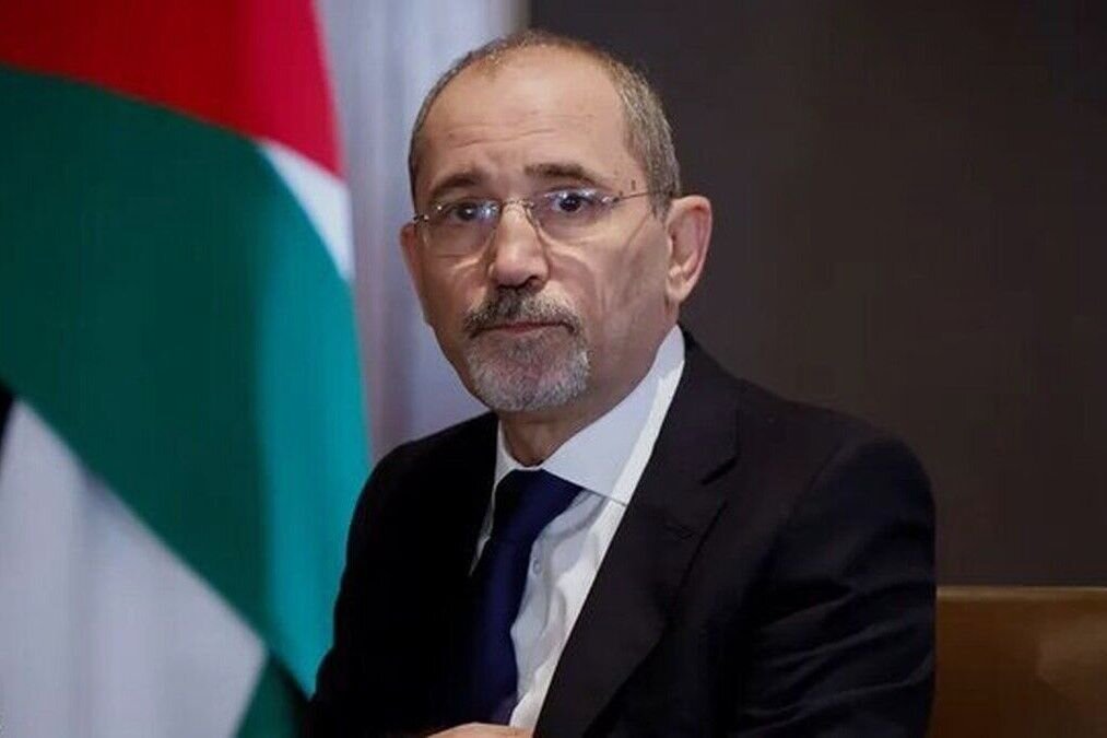 وزیر امور خارجه اردن: به هیچ وجه اجازه نخواهیم داد که از خاک ما به سمت ایران حملهای صورت گیرد. وزیر امور خارجه اردن: به هیچ وجه اجازه نخواهیم داد که از خاک ما به سمت ایران حملهای صورت گیرد.