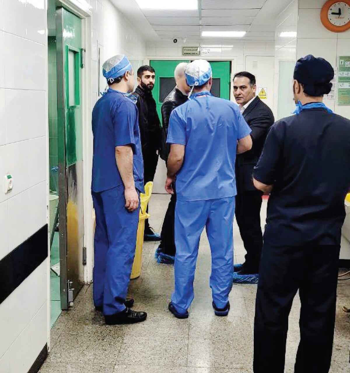 گزارش تکان دهنده از بازی با جان بیماران در یک بیمارستان خصوصی/ پزشک جراح در زمان عمل سیگار میکشید و دیگری خواب بود