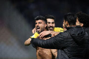 ببینید | واکنش تند جواد خیابانی به شادی گل جنجالی زکی‌پور