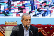 رئیس جمهور: دشمنان دنبال ایجاد ناامنی در داخل و ایجاد دعوا بین ما و همسایگان هستند/ وعده‌هایی که عملی نشود را به مردم نمی‌دهیم