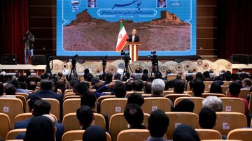 پزشکیان: اگر قرار باشد به شیوه های سابق عمل کنیم قطعا به اهداف نخواهیم رسید/ چرا مملکت باید با سخنرانی یک رئیس جمهور در آن سر دنیا همه چیزش بهم بخورد؟ پزشکیان: اگر قرار باشد به شیوه های سابق عمل کنیم قطعا به اهداف نخواهیم رسید/ چرا مملکت باید با سخنرانی یک رئیس جمهور در آن سر دنیا همه چیزش بهم بخورد؟