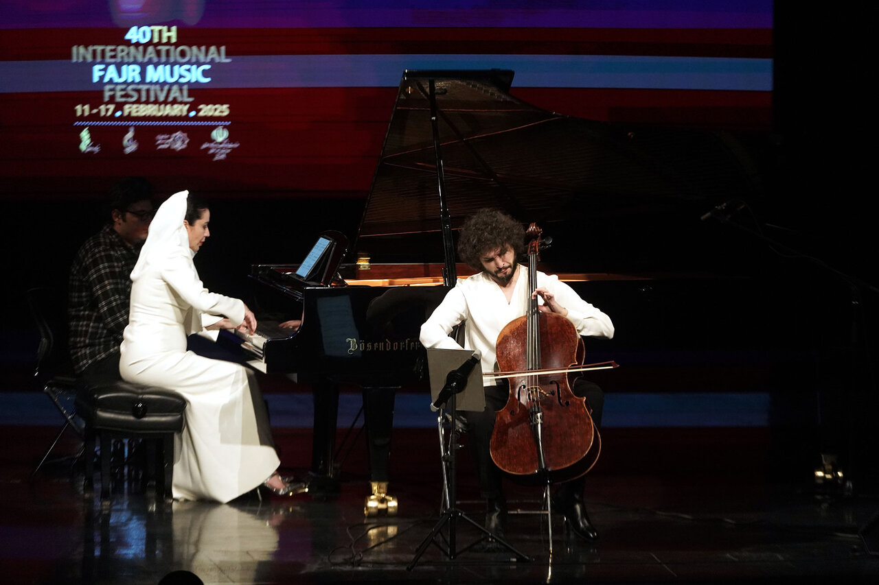 از روح زنانه در زخمههای شورانگیز «کاسارس» اسپانیایی به گیتارش تا نغمههای جاز و شرقی شده «علیاف» و «داغستان»