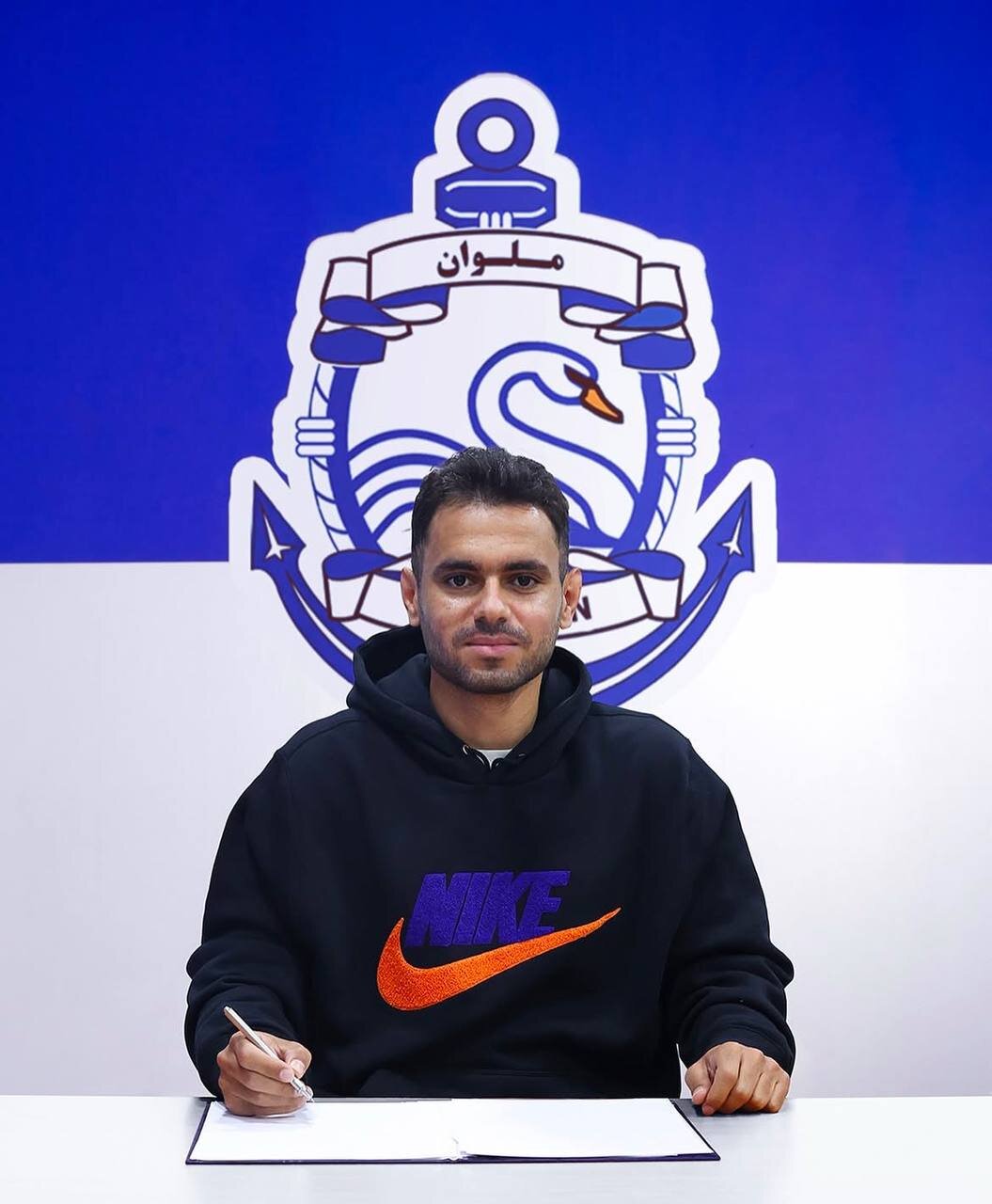 عکس | فسخ زودهنگام یک استقلالی؛ مدافع آبیها ملوانی شد!