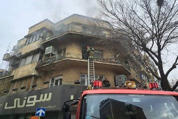 جزئیات حریق یک مغازه در خیابان جمهوری تهران جزئیات حریق یک مغازه در خیابان جمهوری تهران