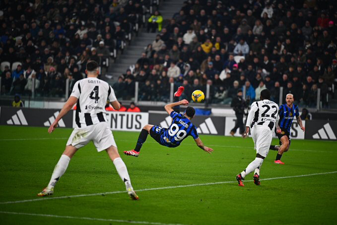 عکس | بدشانسی بزرگ طارمی؛ شاهکار ستاره ایرانی کامل نشد!