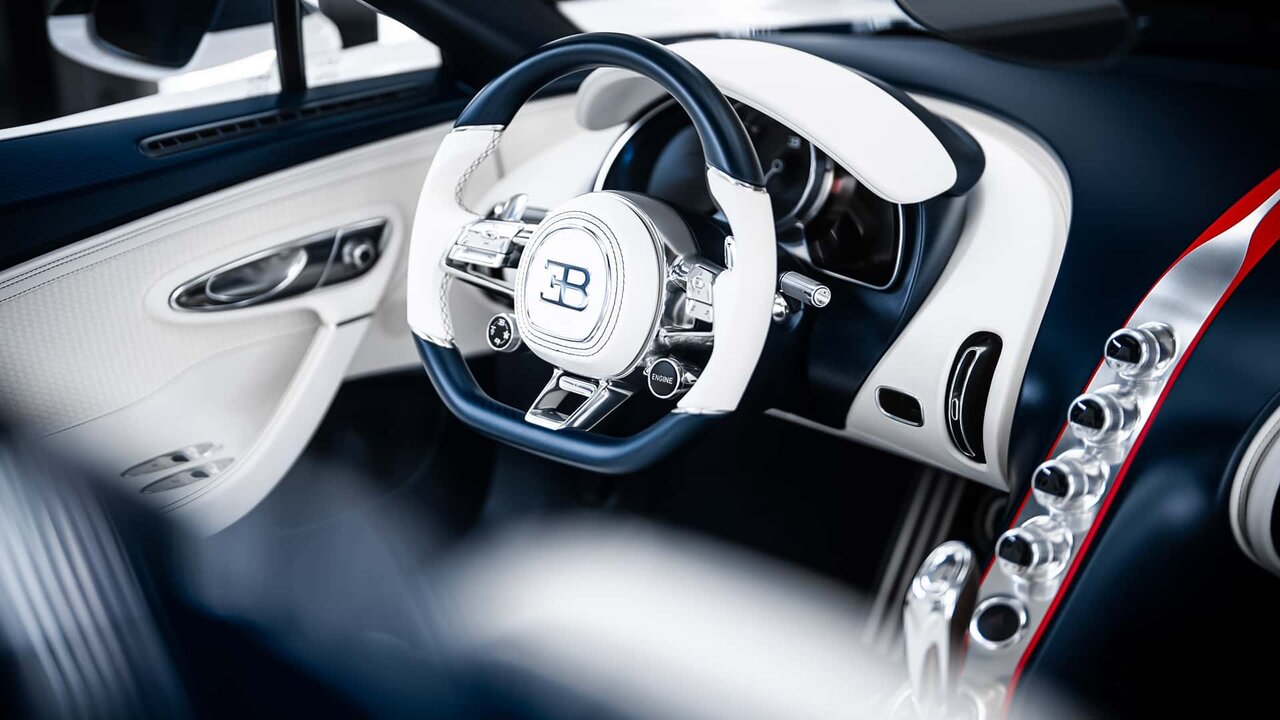 بوگاتی میسترال، یک هیولای ۱۶ سیلندر / با سریعترین خودروی بیسقف جهان آشنا شوید