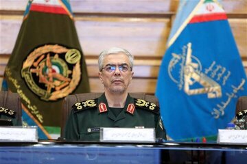 سخنان مهم رئیس ستاد کل نیروهای مسلح درباره مسئول حفظ تمامیت ارضی، حاکمیت و مرزهای کشور/ کدام نهاد سنگین ترین مسئولیت را دارد؟