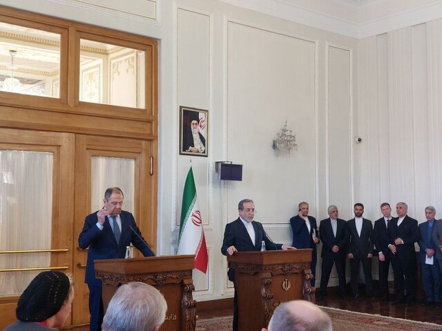 گمانهزنیها از سفر لاوروف به تهران/ مسکو در قلب خاورمیانه دنبال چیست؟