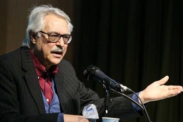 نقد تند سیدجواد طباطبایی به روشنفکران / هوای هیچ شهری به اندازه نیویورک برای شوریدن بر شیطان بزرگ مناسب نیست نقد تند سیدجواد طباطبایی به روشنفکران / هوای هیچ شهری به اندازه نیویورک برای شوریدن بر شیطان بزرگ مناسب نیست