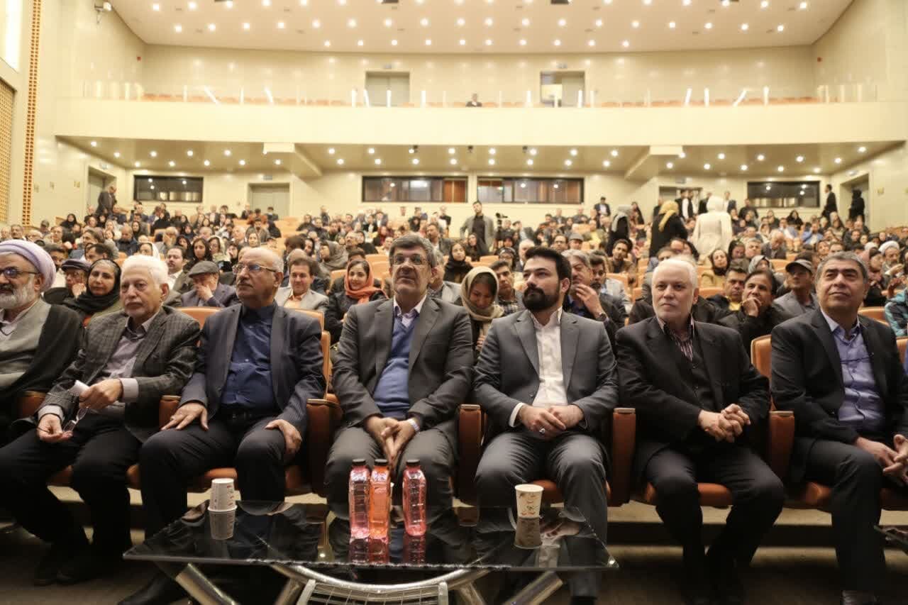 آیین نکوداشت شاعر و مدیحه سرای پیشکسوت استاد سید محمود الهام بخش آیین نکوداشت شاعر و مدیحه سرای پیشکسوت استاد سید محمود الهام بخش