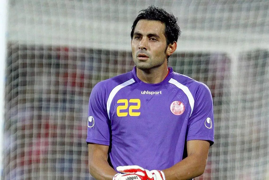 پرسپولیس باید ۱۰ بازیکنش را کنار بگذارد/مدیر بانکی نمیداند توپ فوتبال چه شکلیست!