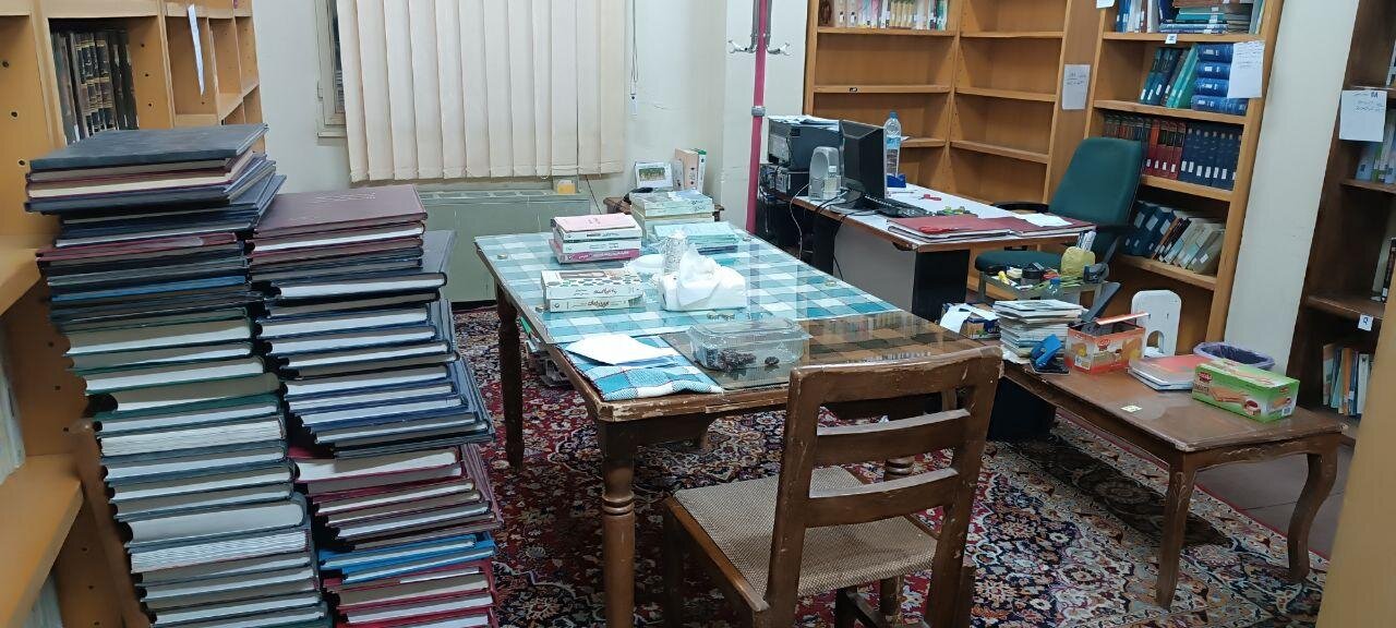 کسی زیر بار بنیاد ایران شناسی در لرستان نمی رود