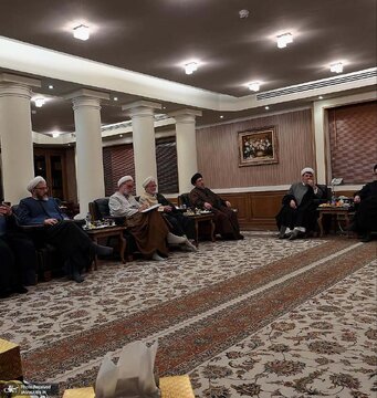 بررسی استعفای ظریف و استیضاح همتی در جلسه مجمع روحانیون/ تصاویری از حضور سید محمد خاتمی، موسوی لاری و جمعی از اصلاحطلبان سرشناس بررسی استعفای ظریف و استیضاح همتی در جلسه مجمع روحانیون/ تصاویری از حضور سید محمد خاتمی، موسوی لاری و جمعی از اصلاحطلبان سرشناس