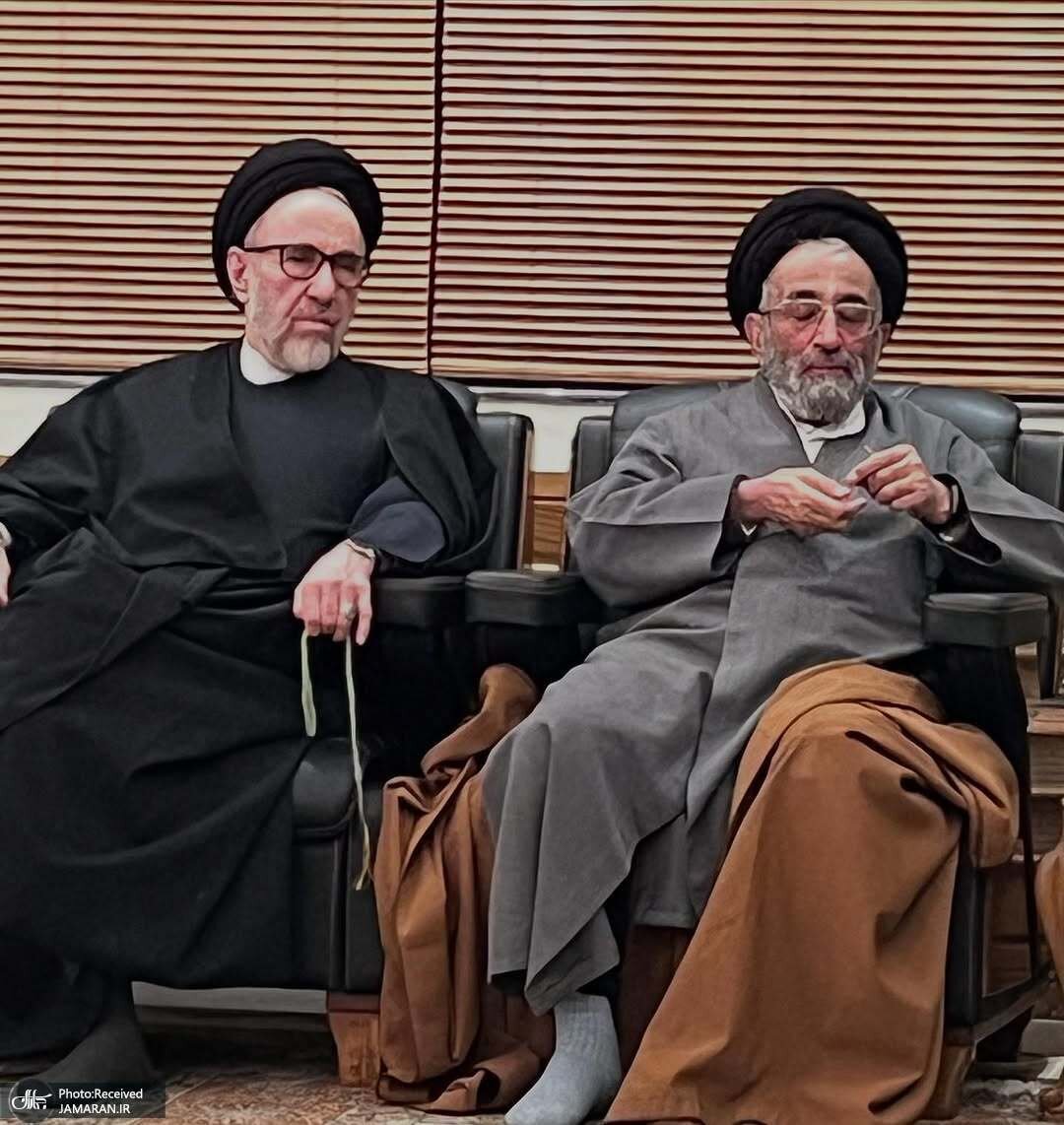 بررسی استعفای ظریف و استیضاح همتی در جلسه مجمع روحانیون/ تصاویری از حضور سید محمد خاتمی، موسوی لاری و جمعی از اصلاحطلبان سرشناس