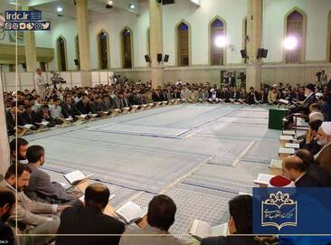 تصاویری از رهبری و محافل انس با قرآن در گذر زمان