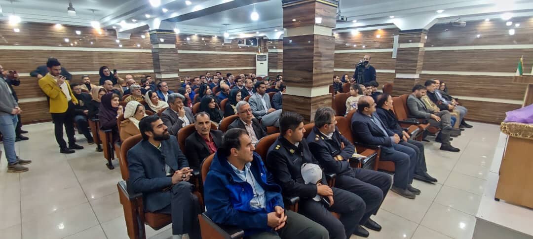 کتاب «فلسفه فوتبال» ترجمهی بیژن ایروانی با موضوع نگاهی فلسفی به فوتبال منتشر شد