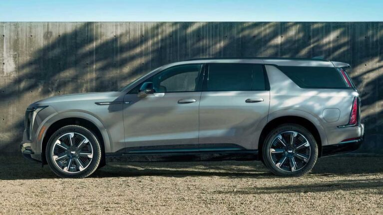 بزرگترین شاسیبلند جهان چه قیمتی دارد؟